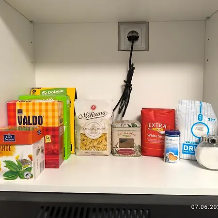 Vienistabas Erti Musdienigi Un Pilnigi Atjaunoti *