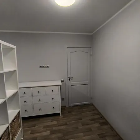 Vienistabas Erti Musdienigi Un Pilnigi Atjaunoti